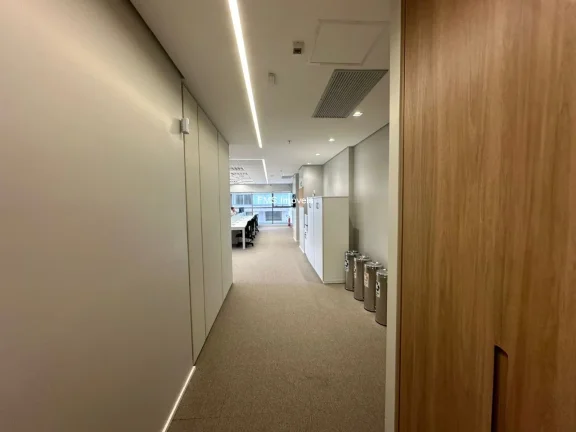 Imagem Conjunto comercial com 130m2 em Moema