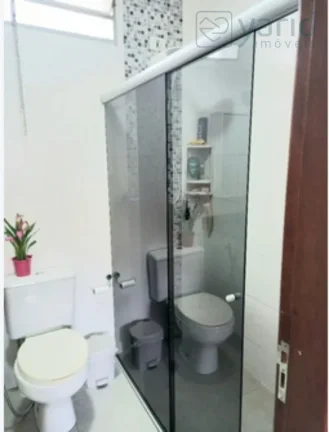 Imagem Imperdível casa à venda em Jundiaí-SP, Jardim Pacaembu: 3 quartos, 1 suíte, 1 sala, 1 banheiro, 6 vagas de garagem, 118m².