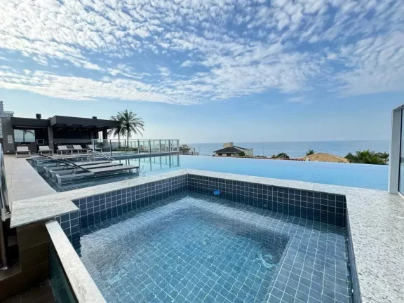 Imagem Apartamento com vista de frente mar com 3 suítes e 2 vagas de garagem em Balneário Piçarras