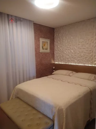 Imagem APARTAMENTO COM 3 DORMITÓRIOS A VENDA NA VILA SANTA CLARA. REFORMADO, COM VARANDA, VAGA DE GARAGEM E LAZER COMPLETO.