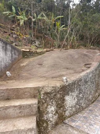 Imagem LINDA CASA COM 7.000M2, NASCENTE. NOVA FRIBURGO.