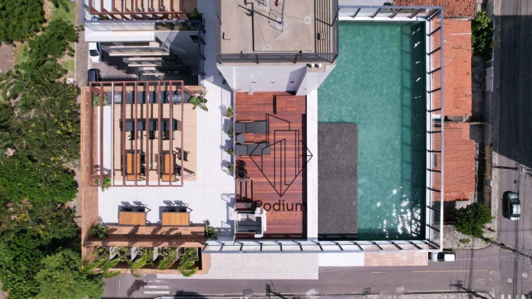 Imagem Apartamentos com varanda / sacada gourmet e área de lazer na cobertura a 400m da praia em Manaíra - AP0206