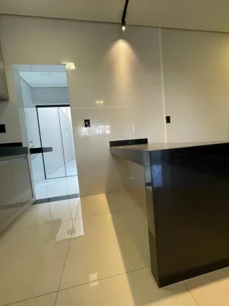 Imagem VENDE-SE APARTAMENTO NO PIRATININGA 1 ACABAMENTO ALTO PADRÃO OB