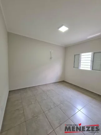 Imagem CASA A VENDA SEMINOVA BAIRRO CAMBUHY LEME - 2 DORM. GARAGEM COBERTA