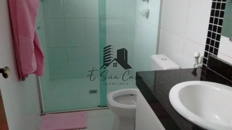 Imagem Casa de 5 Quartos, Bairro Camargos