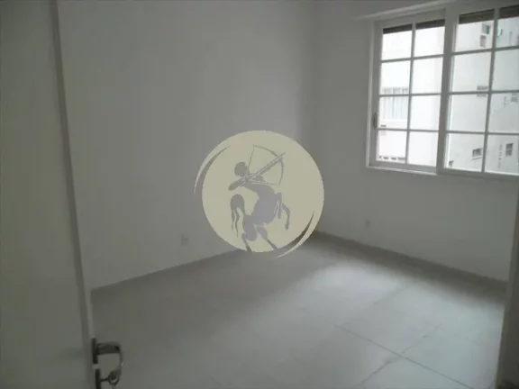 Imagem Apartamento reformado e modernizado a venda no bairro do Gonzaga em Santos