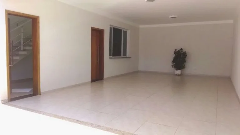 Imagem Sobrado para Venda por R$1.300.000,00 com 231m², 4 dormitórios, 2 suites e 4 vagas - Itaquaquecetuba, São paulo / SP - Cód. BDI28184