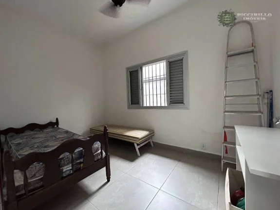 Imagem Oportunidade no Maracanã: Casa Térrea Isolada, 3 Dorms, 4 Vagas | Abaixo do Mercado!