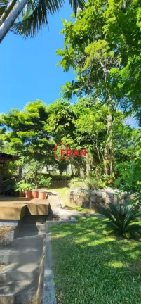 Imagem Maravilhossa casa Condominio Fechado excelente localização.