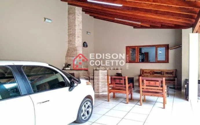 Imagem Linda casa a venda em Jaú, no Jardim Campos Prado II com 4 dormitórios