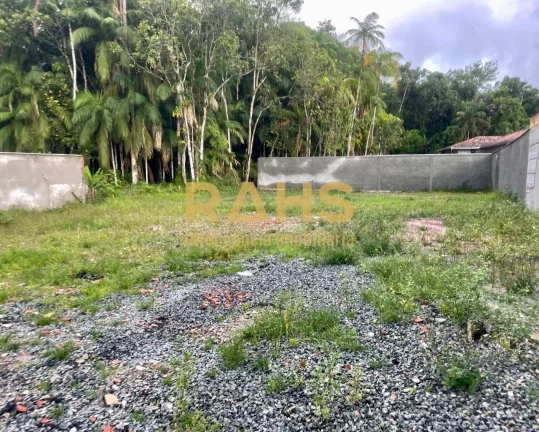 Imagem Terreno Plano à venda no Bairro Paranaguamirim em Joinville por R$450.000,00 Terreno com área tota...
