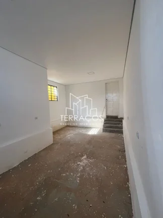 Imagem SALÃO COMERCIAL COM ÓTIMA LOCALIZAÇÃO PARA LOCAÇÃO NA VILA ARENS, JUNDIAÍ SP, EM FRENTE AO GIGA ATACADO