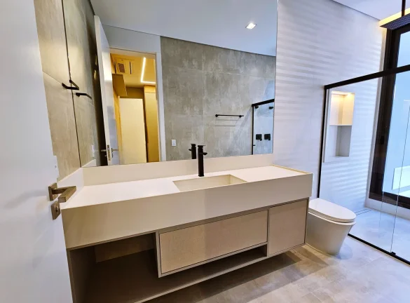 Imagem Imperdível! Casa à venda em Riviera de São Lourenço Módulo 16, 5 quartos, 5 suítes, 3 salas, 4 vagas, 524m². Venha conferir!