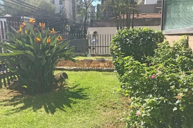 Imagem Apartamento à venda na Rua Rodésia com 3 suítes e 3 vagas, 172m²