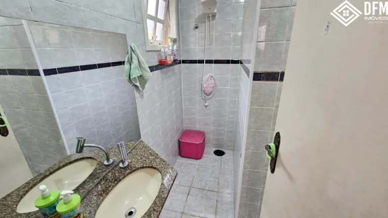 Imagem Sobrado com 4 Dormitorio(s) localizado(a) no bairro Parque Santana em Mogi das Cruzes / Mato Grosso do Sul Ref.:DE558