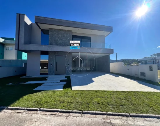 Imagem Casa Alto Padrão para Venda em Florianópolis / SC no bairro São João do Rio Vermelho