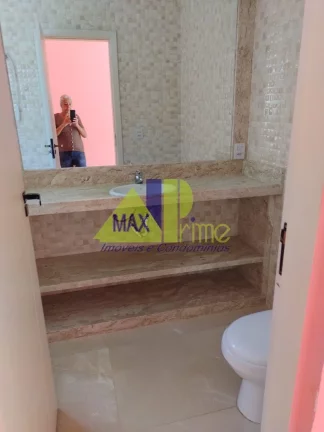 Imagem Imperdível casa de 3 quartos e ampla área na Vila Santista, Atibaia-SP - 1,97m², 1 suíte, 3 salas, 3 banheiros, 6 vagas.