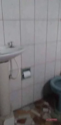 Imagem Imóvel à Venda com 8 Casas para Renda + Salão Comercial – Excelente Localização!