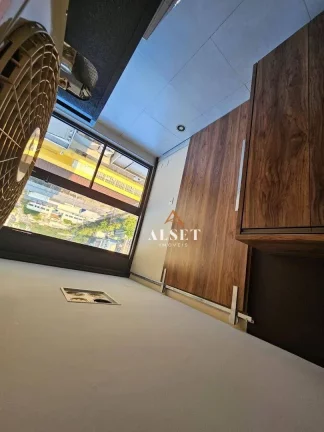 Imagem Apartamento com 1 dormitório para alugar, 70 m² por R$ 6.910,00/mês - Vila Regente Feijó - São Paulo/SP
