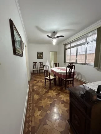 Imagem Sobreposta Térrea com 03 dormitórios sendo 01 suíte em Santos
