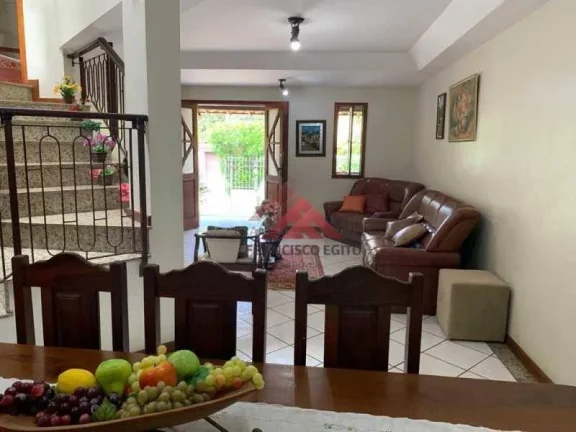 Imagem Casa à venda, 360 m² por R$ 1.300.000,00 - Itacoatiara - Niterói/RJ