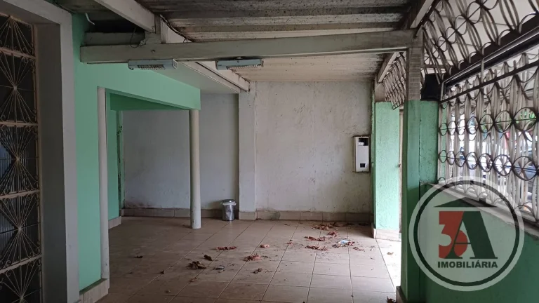 Imagem Casa na Avenida Pinheiro Machado próximo ao Tribunal de Justiça