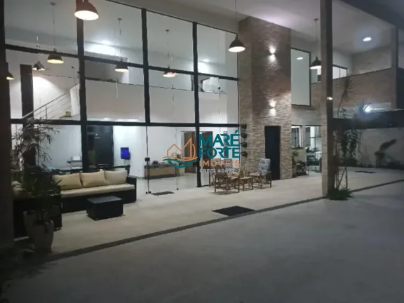 Imagem MARAVILHOSA CASA ASSOBRADA COM 4 DORMITÓRIOS EM CONDOMÍNIO FECHADO!