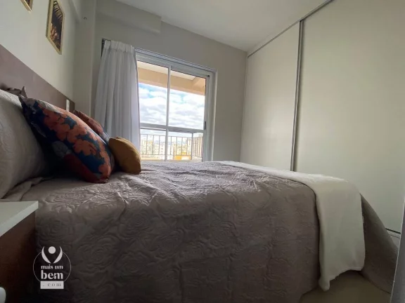 Imagem Apartamento mobiliado com 1 suíte com sacada à venda por R$ 365.000 - Centro - Curitiba/PR