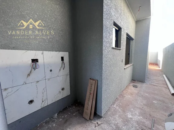 Imagem Imperdível oportunidade de adquirir casa com 2 quartos e 2 vagas de garagem em Foz do Iguaçu, Jardim Copacabana!
