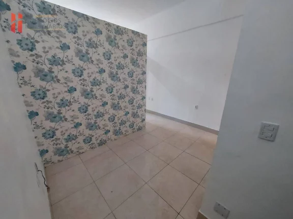 Imagem Sala comercial com 28m² no Centro/RJ a poucos metros do METRO.