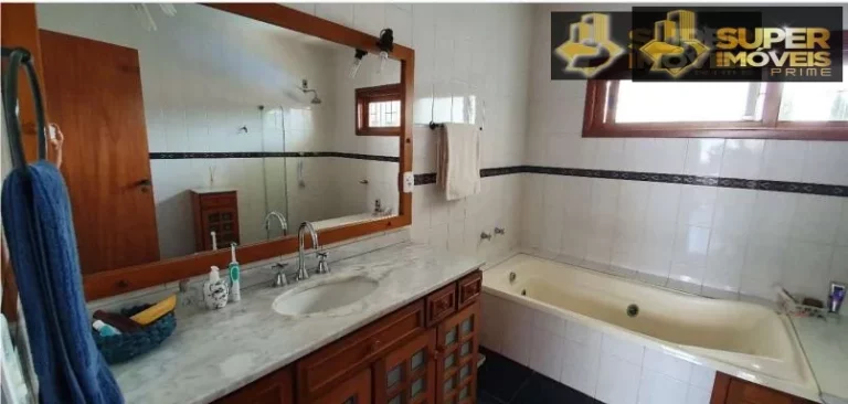 Imagem Casa Alto Padrão para Venda em Areal Pelotas-RS - 2452