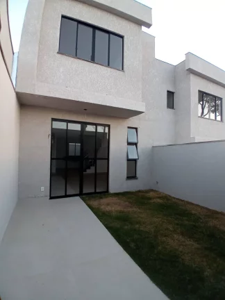 Imagem Casa Geminada 3 quartos e 1 suíte - Santa Amélia