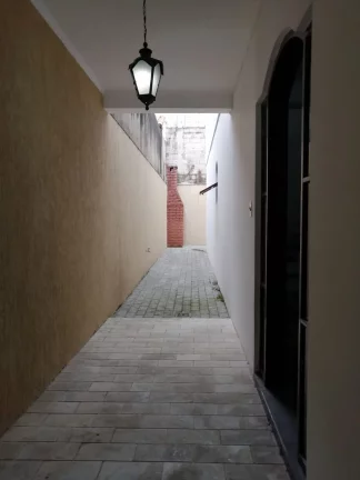Imagem Sobrado a venda com 3 dorms sendo 1 suíte - Jardim Colonial