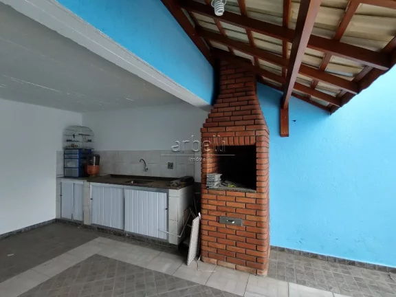 Imagem Sobrado em excelente estado de conservação! - 4 dormitórios sendo uma suíte master com Hidromass...