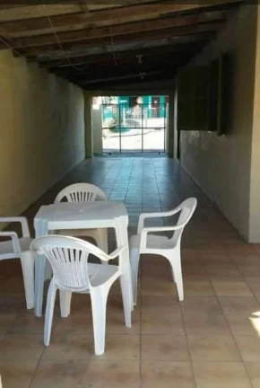 Imagem Casa 3 dormtórios com 3 Camas de Casal