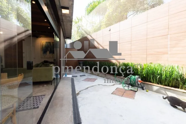 Imagem Casa de Vila em Perdizes com 3 sui­tes e 2 vagas, 202m²