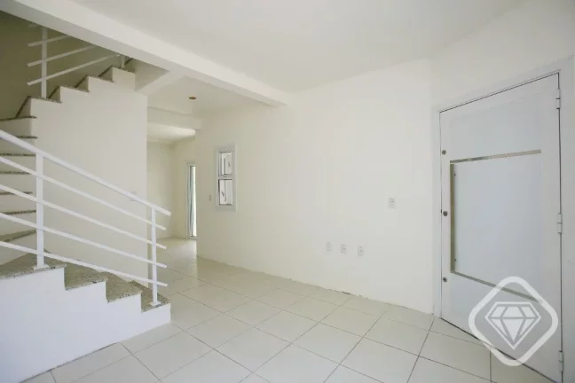 Imagem Casa Nova em Condomínio Fechado com Suíte e Churrasqueira

Brilhante Imóveis apresenta esta excel...