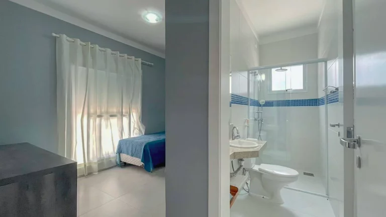 Imagem *Viva com Luxo e Conforto na Riviera - Casa à Venda no Módulo 18*