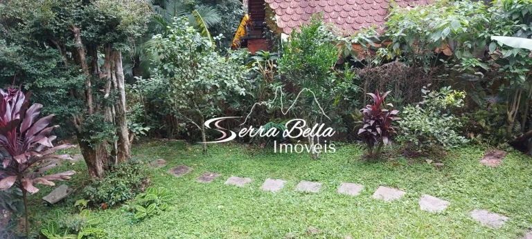 Imagem Casa com 3 dormitórios à venda, 250 m² por R$ 1.020.000 - Parque do Ingá - Teresópolis/RJ