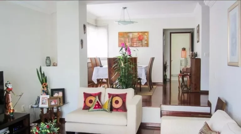 Imagem Apartamento com 197m2 na Aclimação