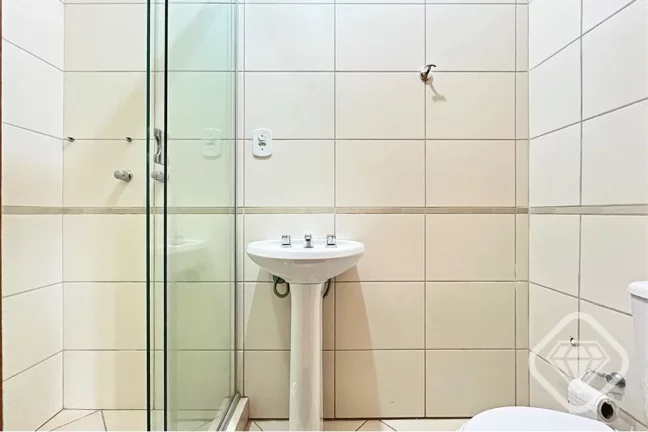 Imagem Sobrado acolhedor com suíte, sótão e varanda no Guarujá

Este sobrado de 2 dormitórios, incluin...