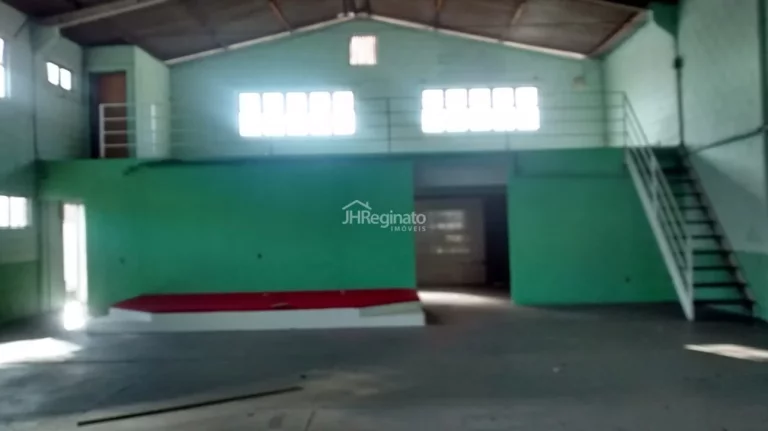 Imagem Oportunidade única de adquirir um pavilhão logístico com 317