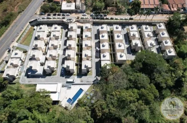 Imagem Sobrado em Condomínio para Venda em Aparecida de Goiânia, Vila Maria, 3 dormitórios, 3 suítes, 5 banheiros, 2 vagas