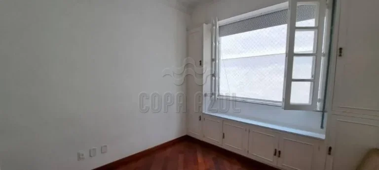 Imagem Copacabana – Rua Figueiredo Magalhăes | Residencial › Apartamento 3 quarto(s) à Venda
