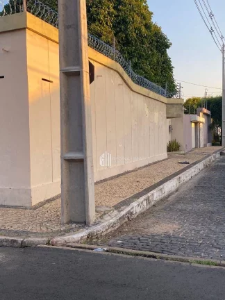 Imagem Casa duplex com 5 dormitórios à venda, 393,89 m² por R$ 1.600.000,00 - Ininga - Teresina/PI