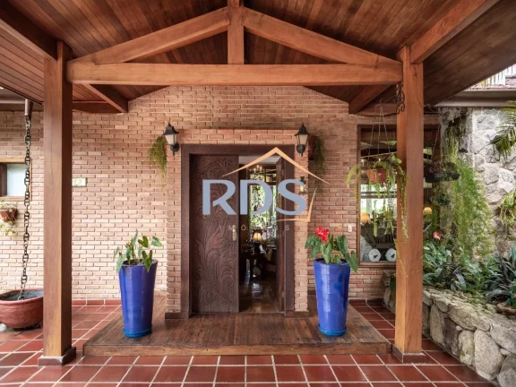 Imagem Linda casa Ubatuba p?(C) na areia ! 592m 06 suítes ! Oportunidade única