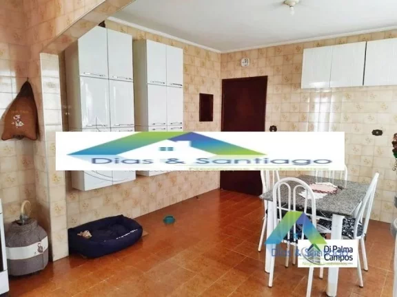 Imagem Excelente sobrado com 166m2 em localização privilegiada na área nobre da Vila das Mercês.