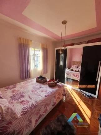 Imagem IPIRANGA Sobrado 160M², 4 dormitórios, 2 vagas com ótima localização e valor !!!