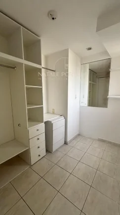 Imagem Excelente apartamento junto a Praça de Casa Forte!