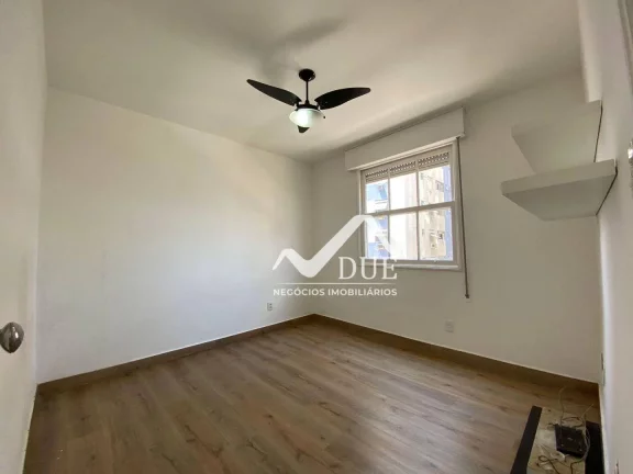 Imagem Apartamento com 2 dormitórios à venda, 120 m² por R$ 750.000,00 - Ponta da Praia - Santos/SP